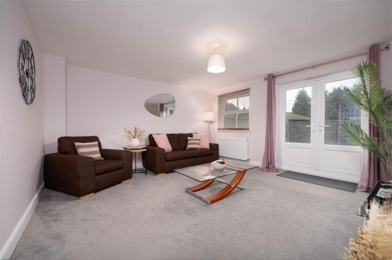 Villa Stunning 3 Bed With Parking & Garden Market Rasen Esterno foto