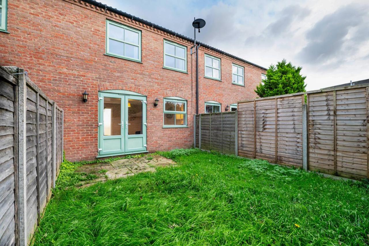 Villa Stunning 3 Bed With Parking & Garden Market Rasen Esterno foto