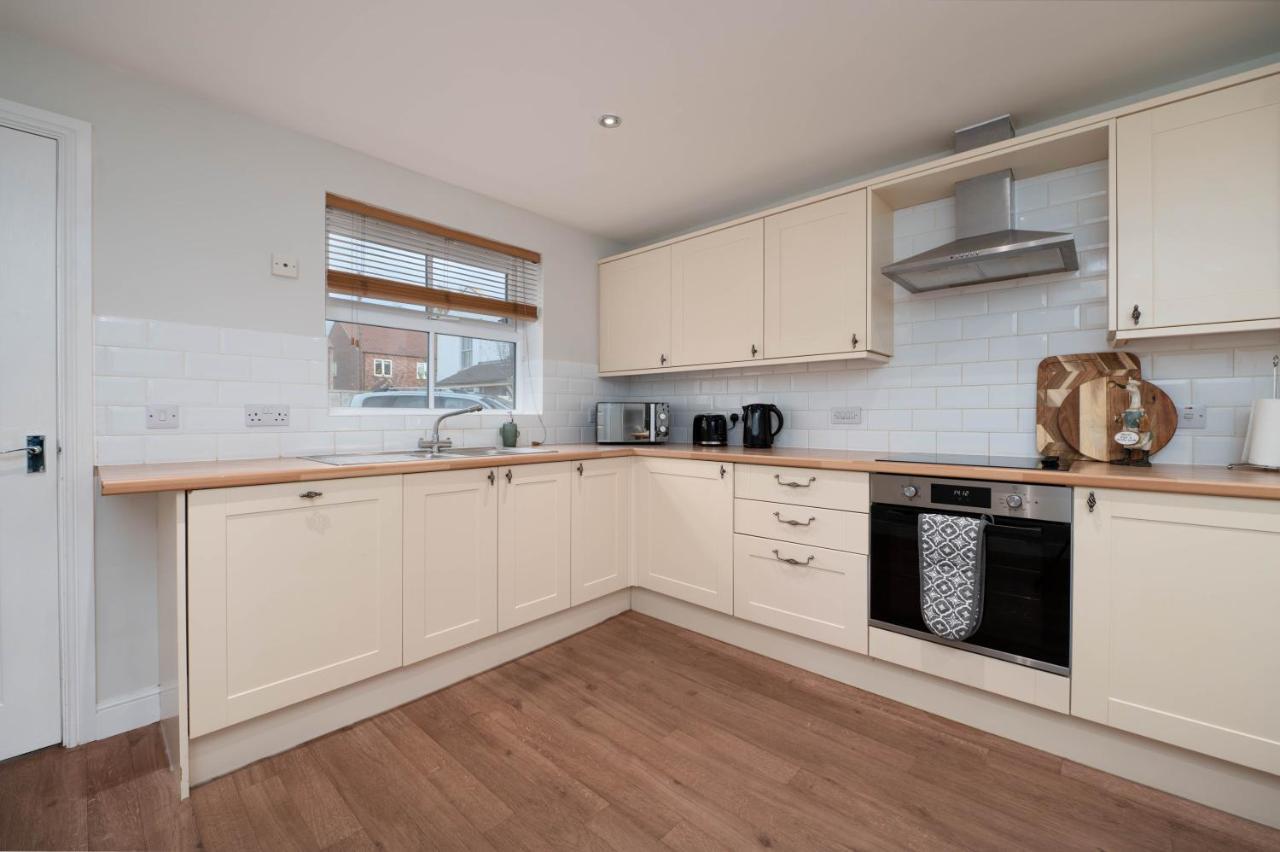 Villa Stunning 3 Bed With Parking & Garden Market Rasen Esterno foto